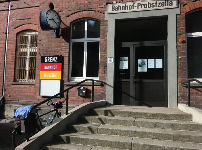 grenzbahnhof_probstzella_fahrradtour_brausetour